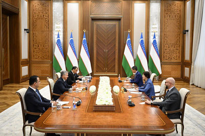 Изрображение 'Президент Узбекистана принял главу Азиатского банка инфраструктурных инвестиций'