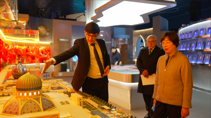 Изрображение 'Президент Азиатского банка инфраструктурных инвестиций посетила Центр исламской цивилизации'