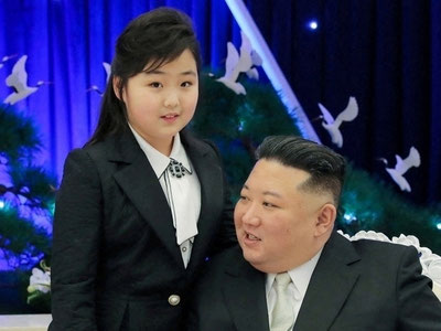 Image of 'Kim Jong Un opened new houses built for the families of fallen soldiers.'