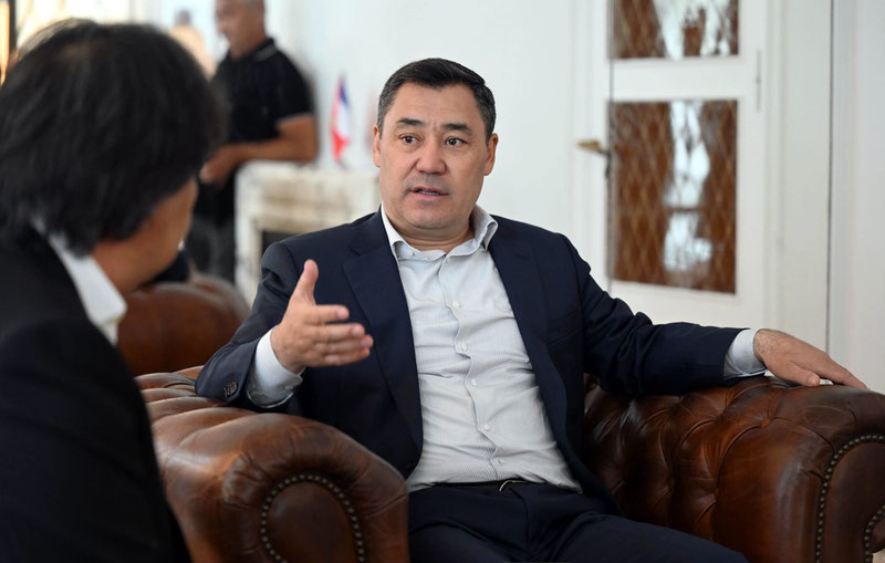 'Қирғизистонда Ташиев истеъфосидан сўнг уч вазир лавозимидан озод қилинди'ning rasmi