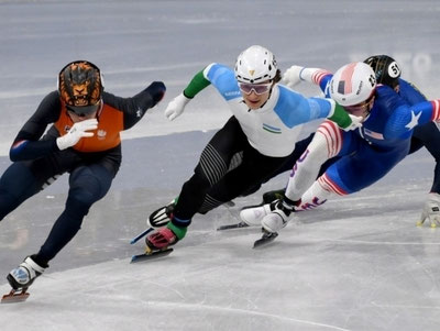 'Bugun Daniel Eybog medallar uchun kurashni davom ettirdi.'ning rasmi