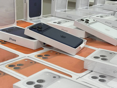 Изрображение 'Таможенники пресекли в Ташкенте незаконную продажу 179 мобильных телефонов'