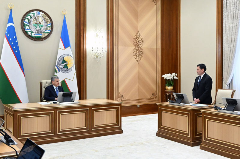 Изрображение 'Президент ознакомился с планами по увеличению производства вагонов'