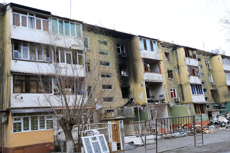 Изрображение 'Хоким Ферганской области поручил восстановить квартиры в пострадавших от взрывов домах'