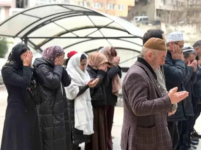 Изрображение 'По убитой в Стамбуле гражданке Узбекистана прочитана заупокойная молитва'