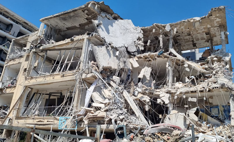 'Saudiya Arabistoni Eron zarbalarini keskin qoraladi'ning rasmi