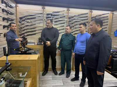 'Қуроллар муомаласини назорат қилувчи органларфаолияти ўрганилмоқда'ning rasmi