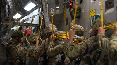 Изрображение 'Американских десантников отправят на Ближний Восток'