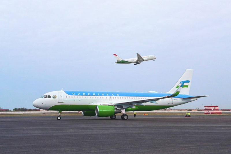 Изрображение 'Визит Эмомали Рахмона в Узбекистан завершился'