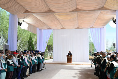 Изрображение 'Шавкат Мирзиёев обозначил цель довести озеленение до 30% к 2030 году'