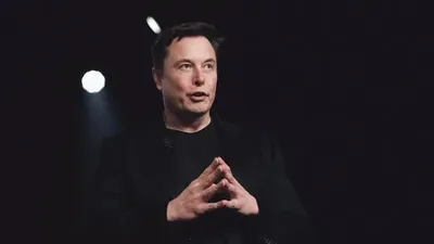 'Elon Muskning SpaceX kompaniyasi 1 trillion dollarlik aksiyalarini birjaga chiqarishga tayyorlanmoqda.'ning rasmi