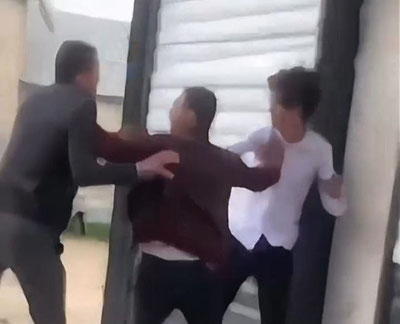 Изрображение 'В Самарканде заместитель директора школы побил ученика'