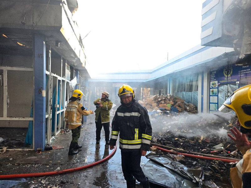 Изрображение 'Крупный пожар произошел на рынке в Ташкенте (видео)'