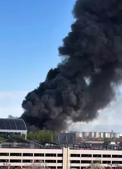 Изрображение 'В МЧС опровергли наличие пострадавших при пожаре на рынке "Бешкургон" в Ташкенте'