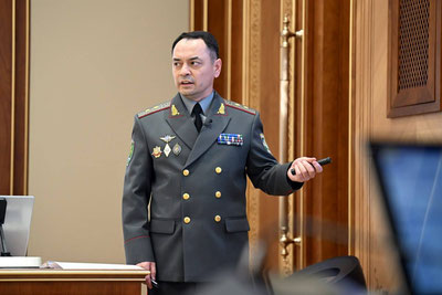 Изрображение 'Солдатам-срочникам в Узбекистане разрешат учиться в вузах во время службы'