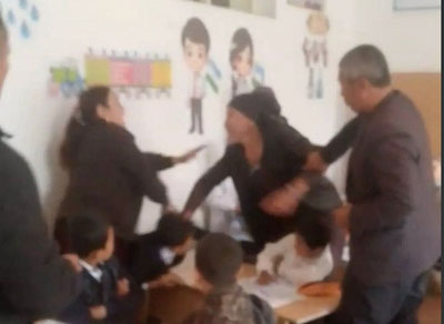 Изрображение 'Дело о женщине, напавшей в Кушрабаде на первоклассников, передано в суд'