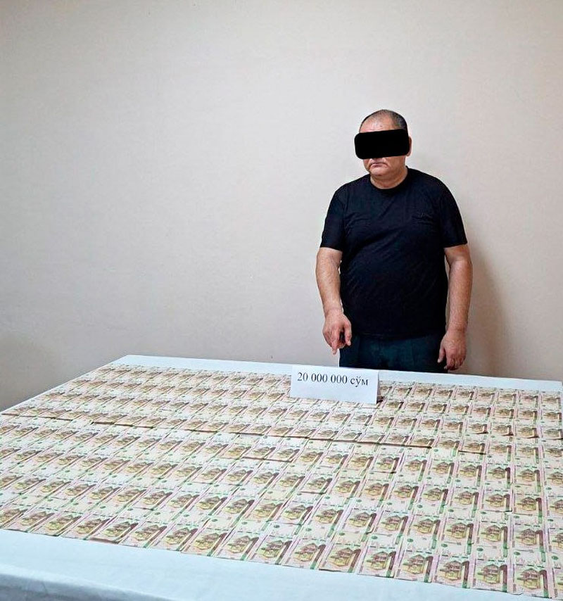 Изрображение 'В Ташкенте инспектора Агентства по карантину и защите растений задержали за взятку'