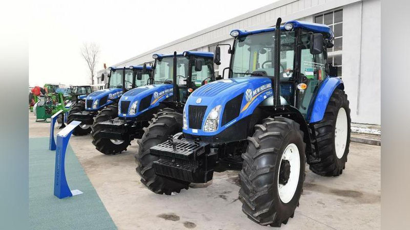 Изрображение 'Студенты аграрного университета смогут стать трактористами уже с первого курса'