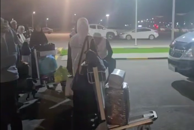 Изрображение 'В аэропорту Стамбула "застряли" 82 паломника из Узбекистана'