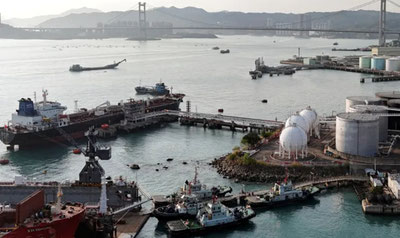 Image of 'The United States has imposed sanctions on certain Chinese companies.'