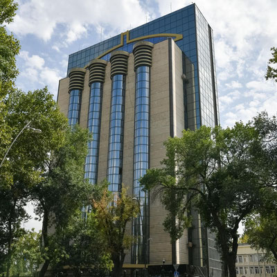 'Markaziy bank asosiy stavkani 14 foiz darajasida o‘zgarishsiz qoldirdi'ning rasmi