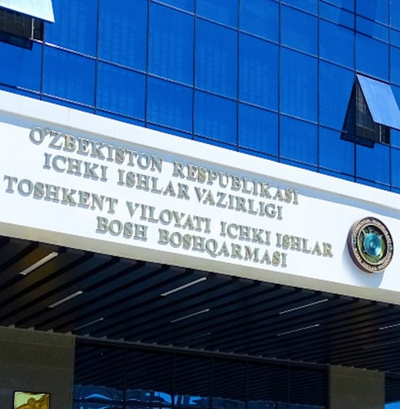 Изрображение 'В Ташкентской области представили новую версию истории с патрульным и школьницей'