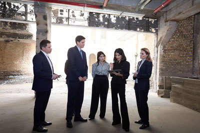 'Саида Мирзиёева Тошкентдаги театрлар ҳолатини ўрганди'ning rasmi