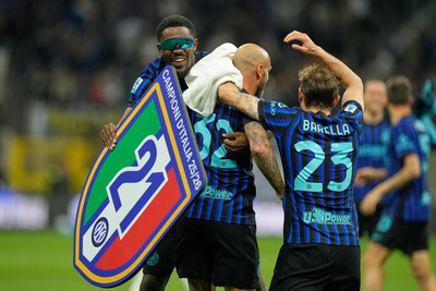 '"Inter" muddatidan oldin Italiya chempioni bo'ldi'ning rasmi