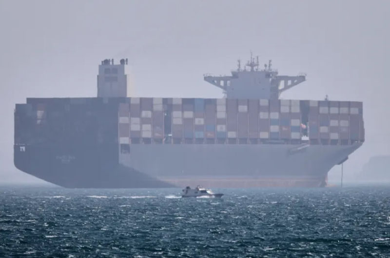 Image of 'Tensions in the Strait of Hormuz have increased oil prices.'