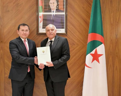 'O‘zbekiston Jazoirda ilk elchisini tayinladi'ning rasmi